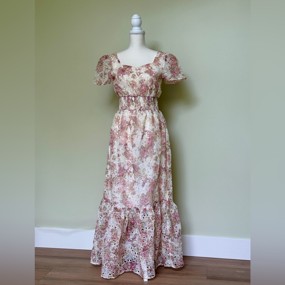 Solitaire Floral Lace Maxi Dress in Pink and Cream